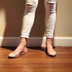 NUDE FLATS